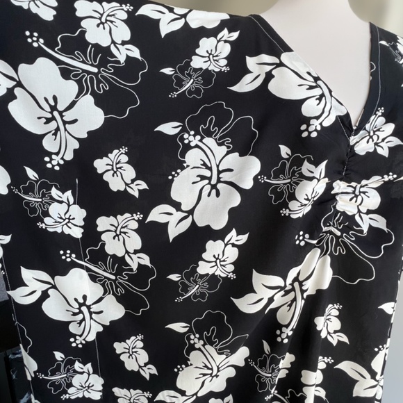 0112/ Black Hibiscus Flower pattern Kaftan - Picture 7 of 10